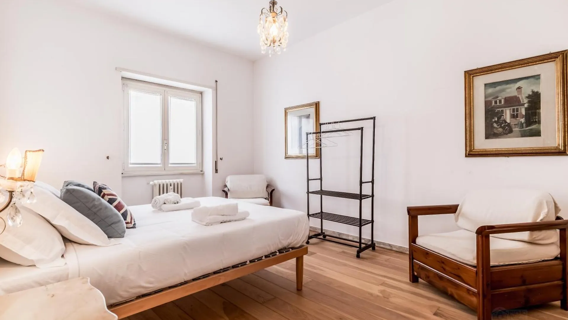 Retro Design Flat Near Vaticano Rome Italy